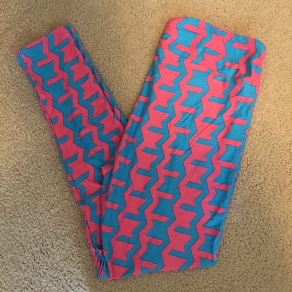 Lularoe leggings - TC - Picture 2 of 4